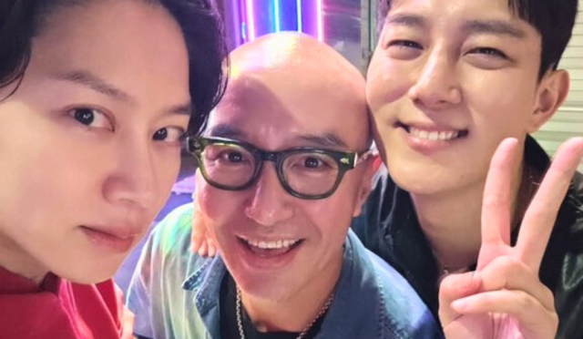 Kim Heechul, Itaewon’daki gay bara yaptığı ziyaretten bahsetti