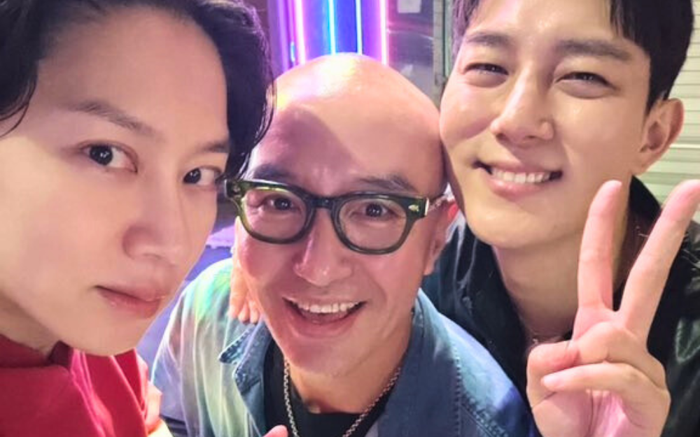 Kim Heechul, Itaewon’daki gay bara yaptığı ziyaretten bahsetti