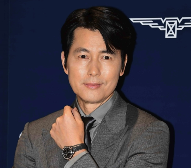 Jung Woo Sung’un, babalık tartışmaları sırasında ünlü olmayan biriyle uzun süreli bir ilişki içinde olduğu ortaya çıktı