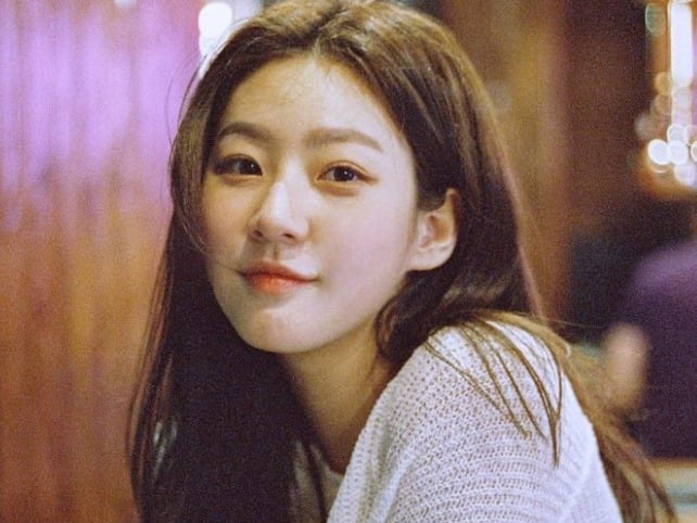 Netizenler, Kim Sae Ron’un vefat haberi üzerine Moonbin’i içeren son Instagram Hikayesi hakkında konuştu