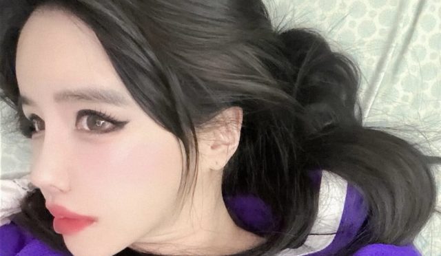 Park Bom, Lee Min Ho’yu tekrar “kocası” olarak nitelendirerek yeni bir tartışma başlattı
