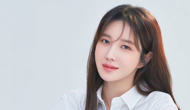 Oyuncu Lee Ji Ah, ailesinin miras davası ve büyükbabasının Japon işbirlikçisi geçmişi hakkında resmi açıklama yaptı