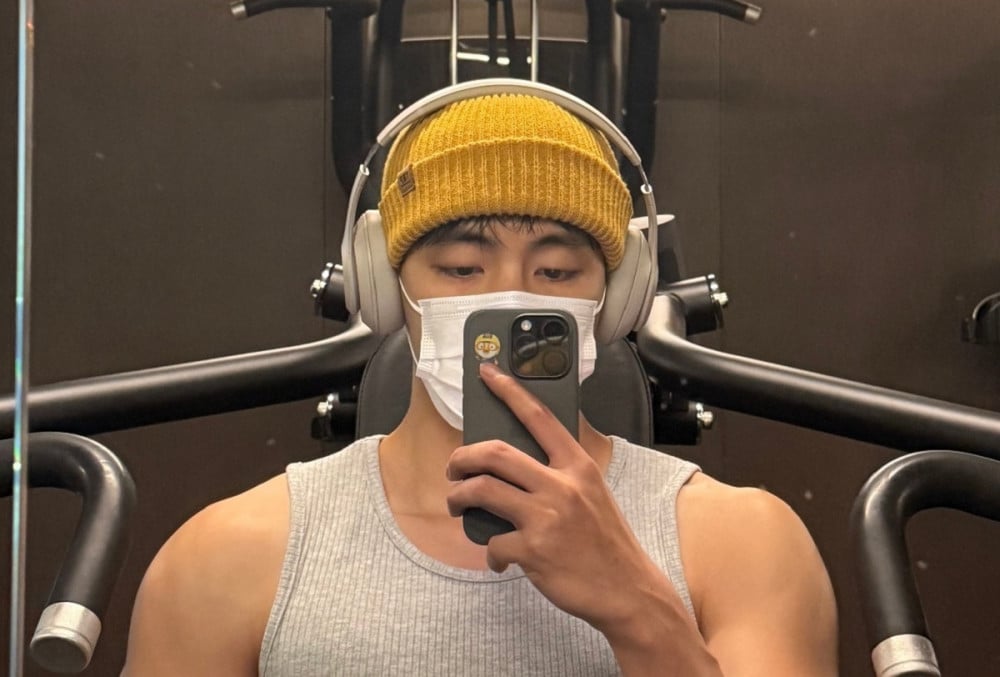 BTS V, 10 kilo verdiği sonrası yeni fotoğraflar paylaştı