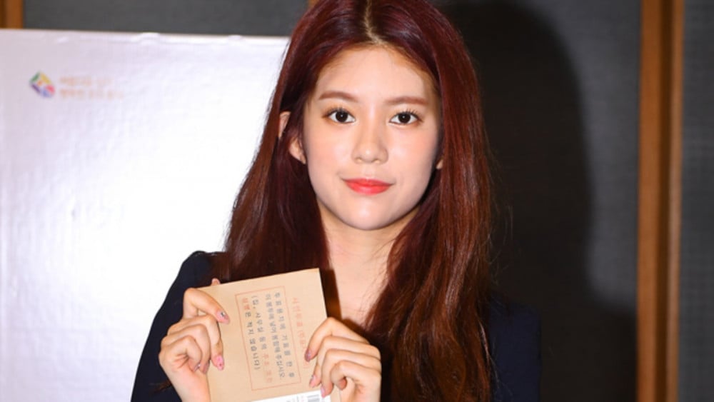 Eski Momoland Üyesi Daisy, K-Pop Endüstrisinin Uygulamalarını İfşa Etti