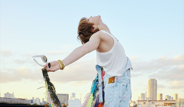 NCT’den Yuta, ‘TWISTED PARADISE’ Konsept Fotoğraflarıyla Büyüledi