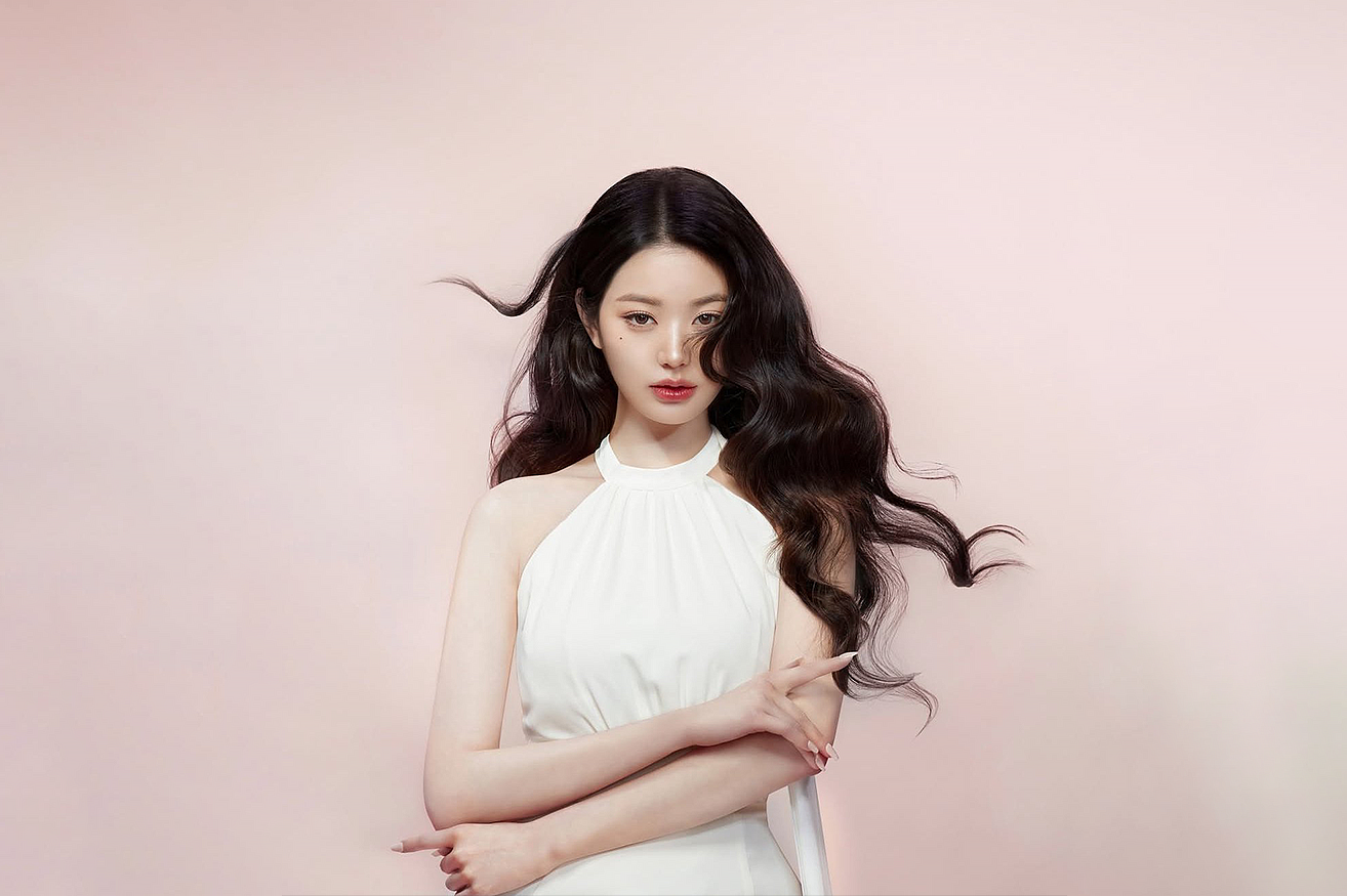 IVE’den Jang Won Young, Dyson Hair’ın Yeni Marka Elçisi Oldu