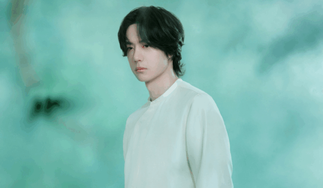Wang Yibo, Shu Uemura Etkinliğinde Zarafetiyle Büyüledi