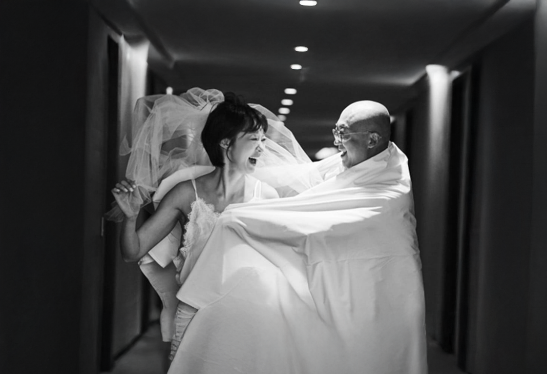 Choi Yeo Jin, Nişanlısı ile Düğün Fotoğraf Çekimini Paylaştı