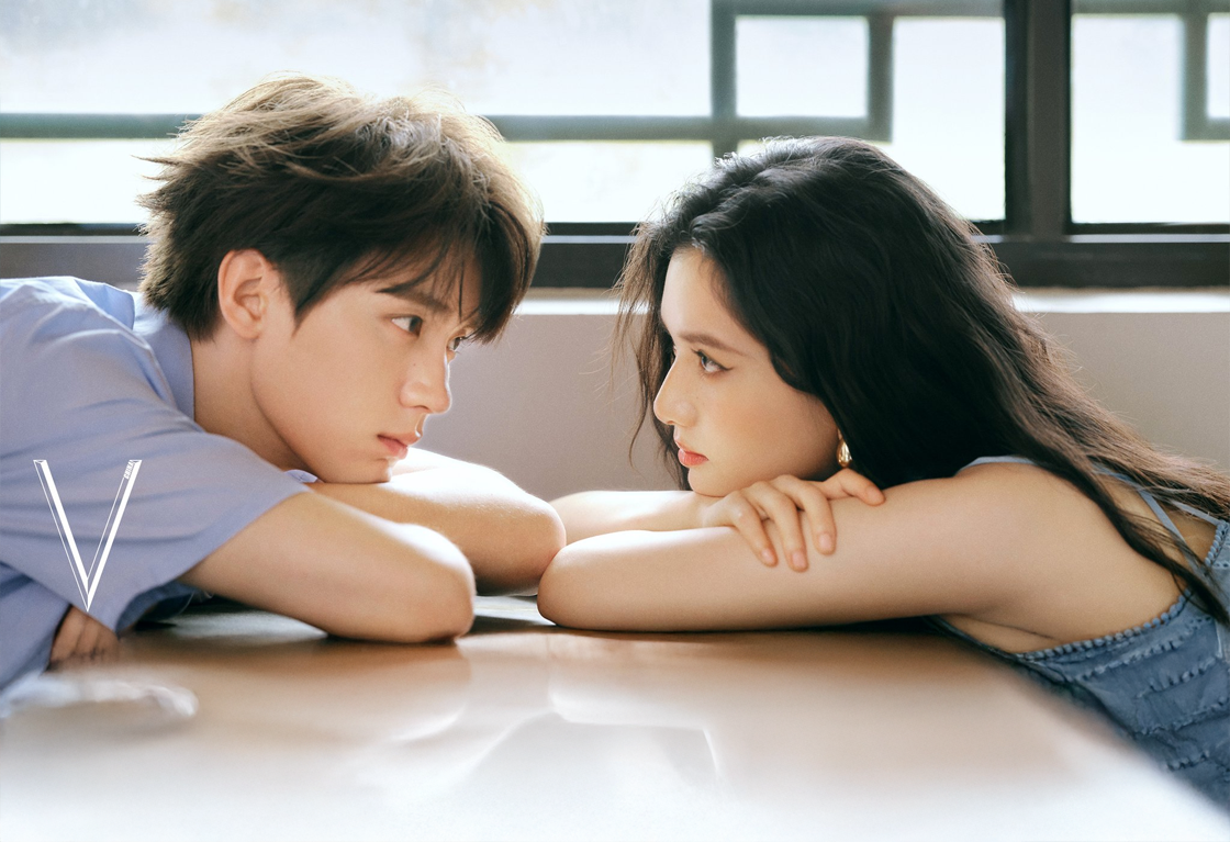 Zhang Jingyi ve Zhou Yiran’ın Başrollerini Paylaştığı Tencent Dizisi “Reborn” Haziran’da Yayında