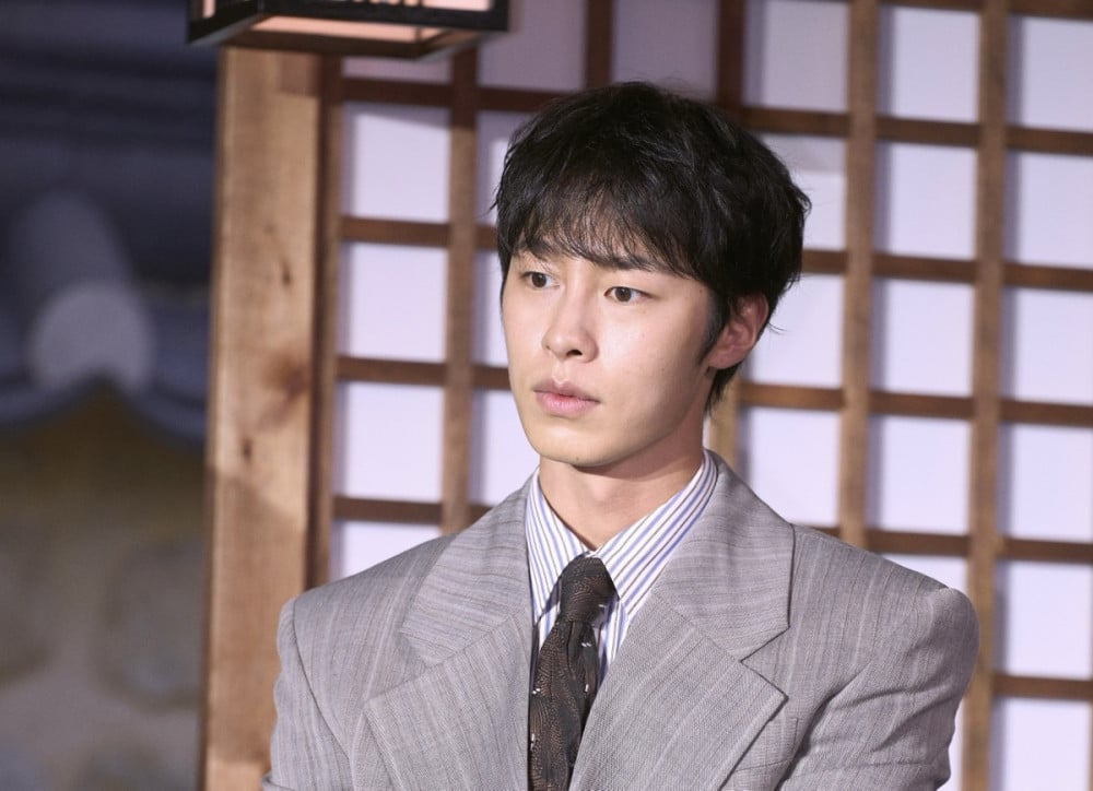 Lee Jae Wook’tan Hanbok, Aşk Söylentileri ve Askerlik Planları Üzerine Samimi Açıklamalar