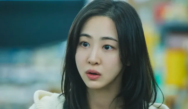 Dasom, Yeni Dizi “Salon de Holmes”ta Part-Time İşlerdeki Yeteneğini Bilgi Ağına Dönüştürüyor!