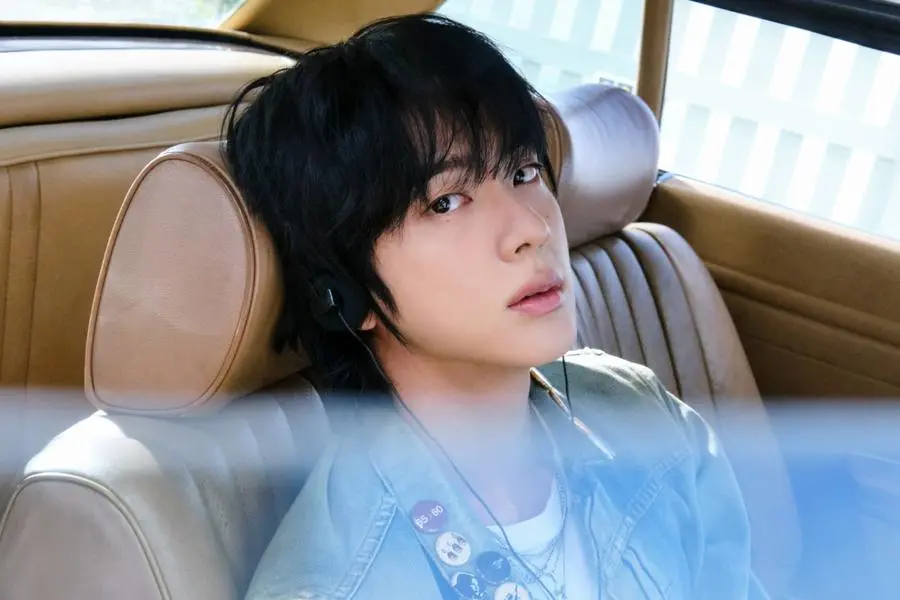 BTS’ten Jin, “Echo” ile Billboard 200 Listesinde İlk Kez Top 3’e Girdi!