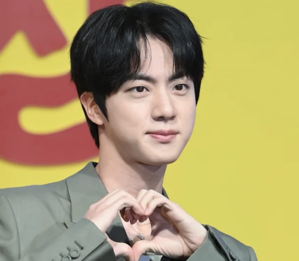 BTS’ten Jin, Yalan Makinesi Röportajında Daha Önce Dolandırıldığını Açıkladı