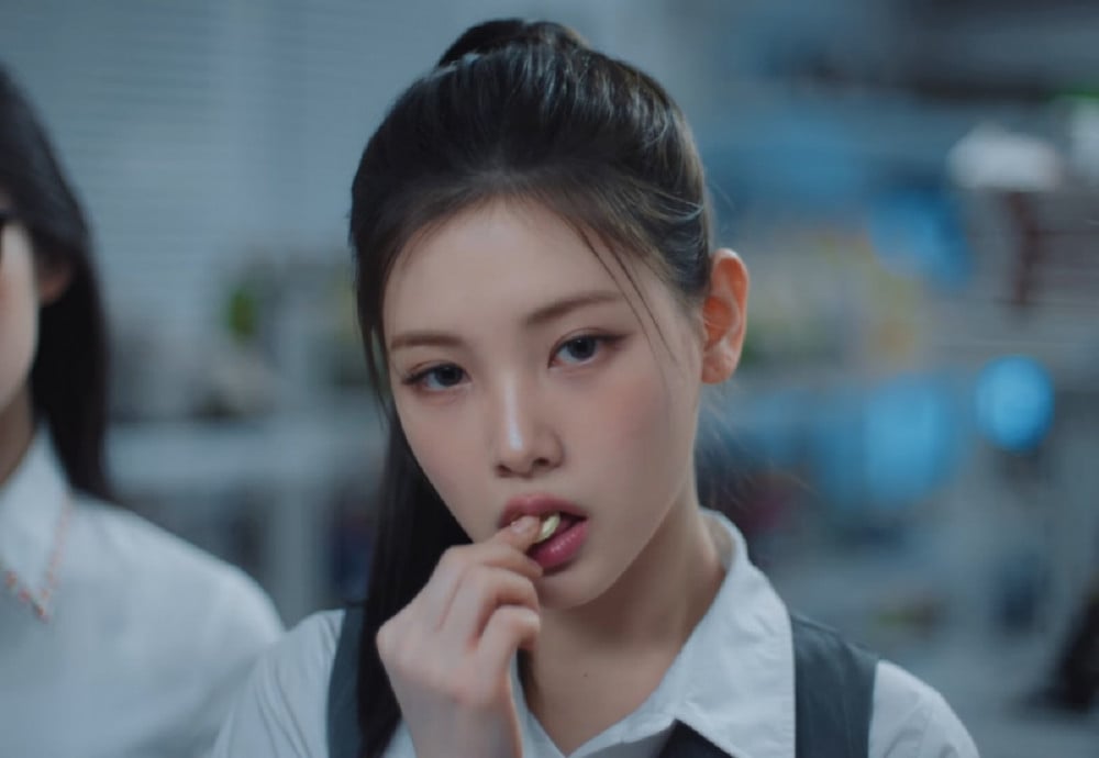 Baby DONT Cry, Reşit Olmayan Üyeleri İçeren Teaser Tartışması Üzerine Özür Diledi ve Sahneyi Müzik Videosundan Kaldırdı