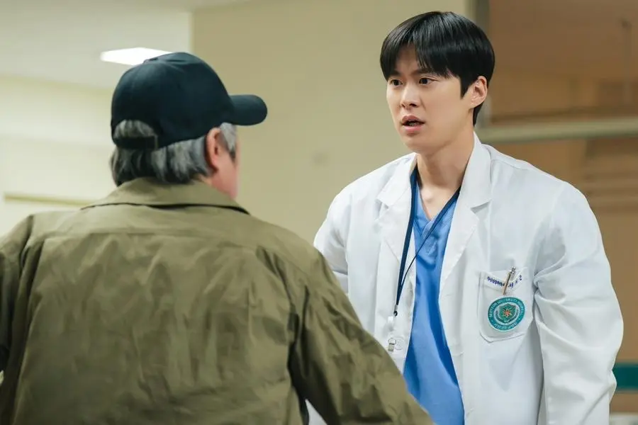 Gong Myoung, “Second Shot at Love” Dizisinde Kimliği Belirsiz Bir Adamla Karşı Karşıya Geliyor!