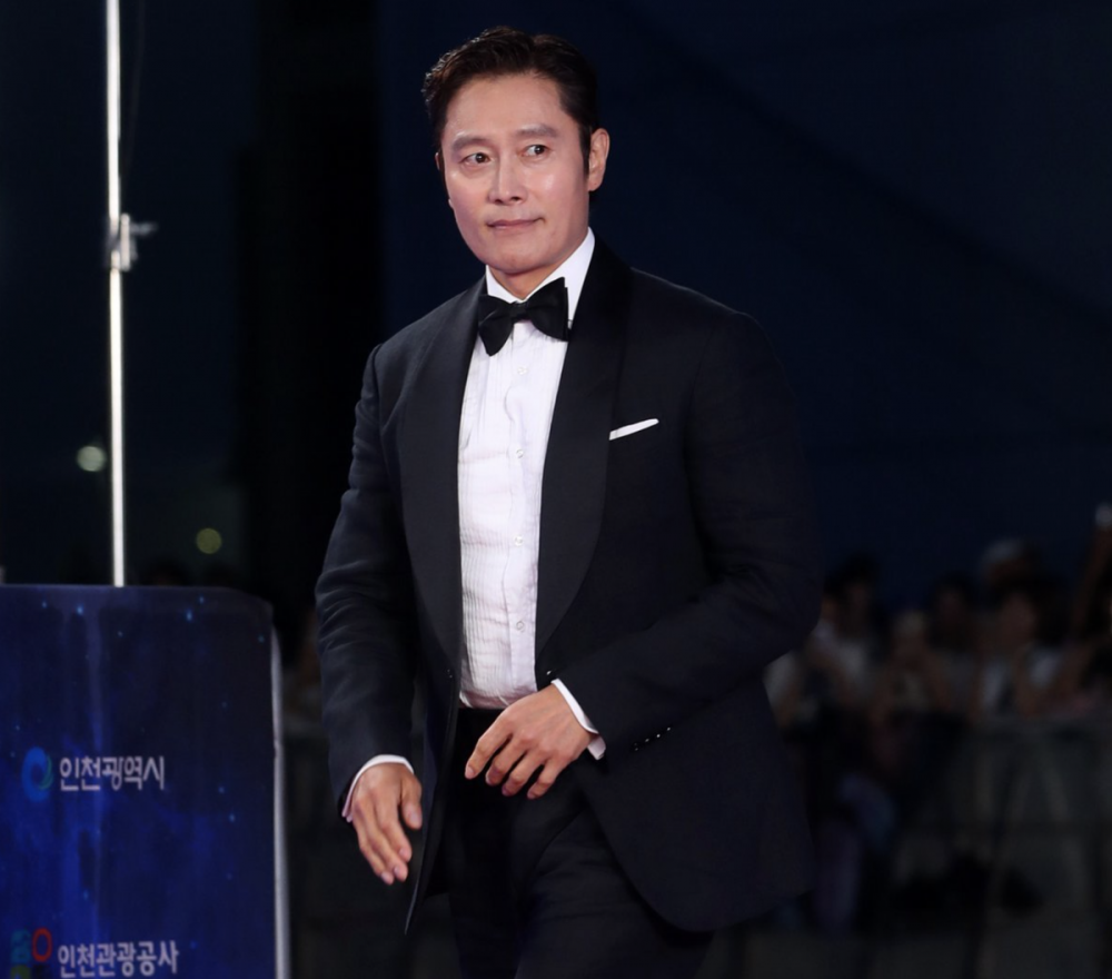 Lee Byung Hun, 30. Busan Uluslararası Film Festivali Açılış Töreninin Resmi Sunucusu Oldu